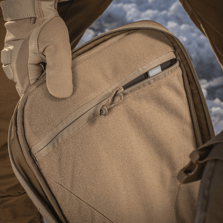 Detaljebillede af M-Tac Rygsæk Gen.II Elite Large med en indvendig lomme af holdbart Cordura-materiale.