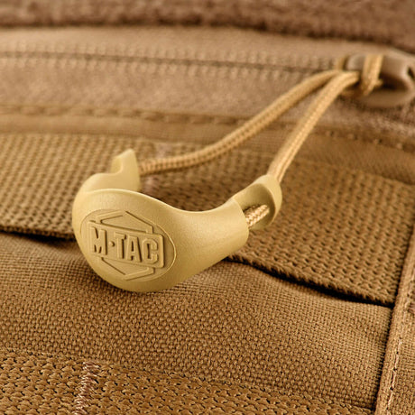 M-Tac Rygsæk Gen.II Elite Large detaljeret syning og forstærkning i Cordura materiale med lynlåstræk.