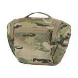 M-Tac Toilettaske Elite Gen.II i camouflage design, kompakt og ideel til opbevaring af hygiejneartikler og småting på rejse.