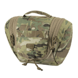 M-Tac Toilettaske Elite Gen.II i camouflage design, ideel til opbevaring af hygiejneartikler og småting på rejser.