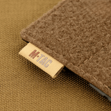 M-Tac Taktisk Morale Patch Display Board Hook og Loop Molle 120x85 med plastbase og MOLLE fastgørelse.