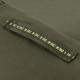 M-Tac Toilettaske med vandafvisende 600D polyester, ideel til opbevaring af tandbørste og cremer, kompakt og holdbar design.