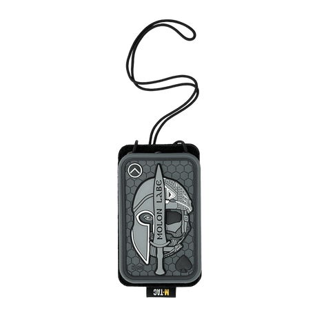 M-Tac Taktisk ID-kortholder med Snøre, robust design i Cordura, med transparent panel og medfølgende snøre til militær og taktisk brug.