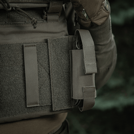 M-Tac Tourniquet Pouch Elastisk VELCRO Gen.II monteret på taktisk vest