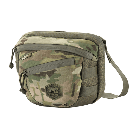 M-Tac Sphaera Hex Hardsling Taske Gen.II Elite i camouflage med justerbar skulderrem og lynlåslukning for skjult opbevaring.