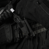 M-Tac Elastisk Tourniquet Pouch Molle Gen.III monteret på taktisk udstyr, lavet af Cordura Squadron.
