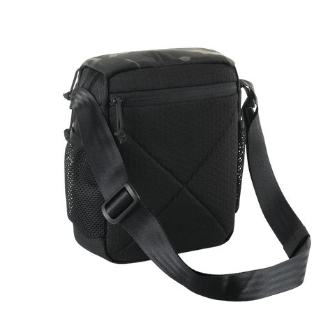 M-Tac Satellite Magnet Taske Elite Hex i sort, multifunktionel organizer med justerbar rem og magnetisk Fidlock-lukning.