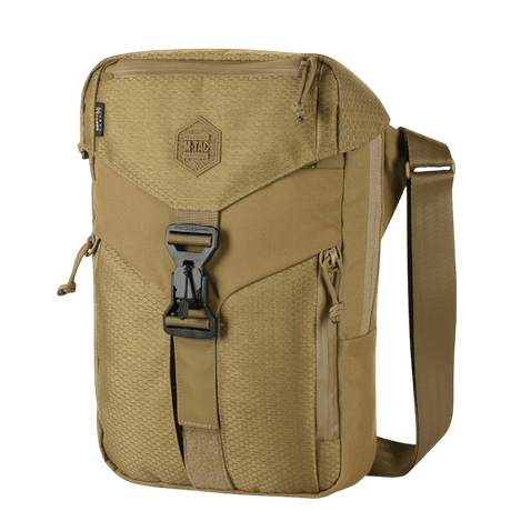 M-Tac Magnet XL Taske Elite Hex med skulderrem og FidLock lukning, beige farve, set forfra