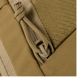 Close-up af lynlås og stofdetaljer på M-Tac Magnet XL Taske Elite Hex med FidLock låsesystem.