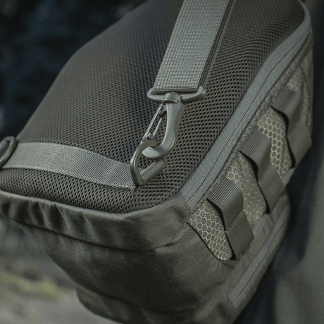 M‑Tac Cross Bag Elite Hex i Cordura 500 materiale med MIL-SPEC stropper.
