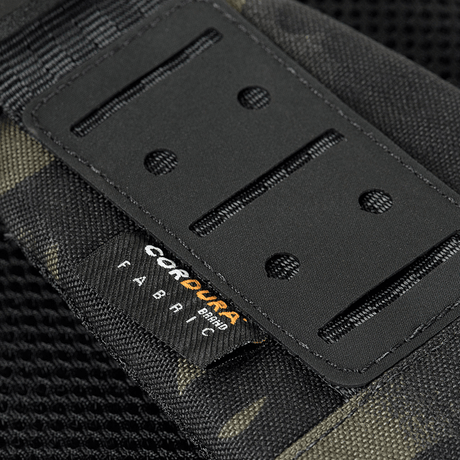 M‑Tac Cross Bag Elite Hex i holdbart Cordura 500 materiale med fokus på detaljer og styrke.