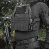 M-Tac Plate Carrier Cuirass QRS Gen.II med justerbar pladebærer og quick-release system for taktisk brug, materiale Cordura 500D.