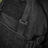 M‑Tac Plate Carrier Cuirass QRS Gen.II i Cordura 500D med quick-release system, ergonomisk design og 3D mesh-inserts for komfort.