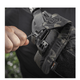 M-Tac Smartphone Lomme Elite Large Hex med magnetisk spænde og slidstærkt CORDURA HEX-materiale til sikker opbevaring af smartphones.