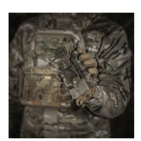 M-Tac Smartphone Lomme Elite Large Hex til sikker opbevaring af smartphone, lavet af slidstærkt CORDURA HEX materiale.