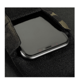 M-Tac Smartphone Lomme Elite Large Hex i sort CORDURA med magnetisk spænde, designet til telefoner op til 6,5 tommer.