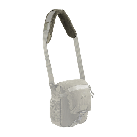 M‑Tac Skulderremspude 40 mm Elite på en skuldertaske for komfort og støtte.