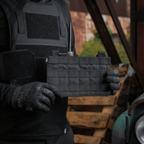 M‑Tac Front Panel til Cuirass QRS, let og kompakt design med MOLLE-system, ideel til militært brug og tilpasset ekstra udstyr.