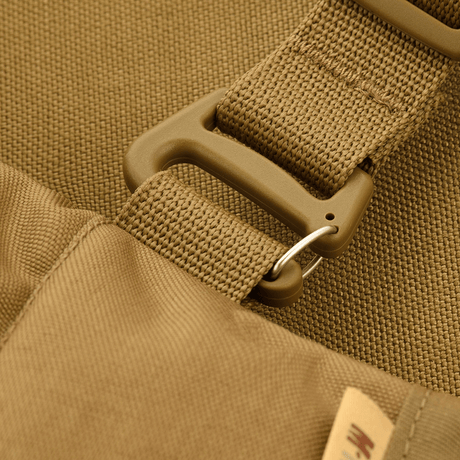 Nærbillede af M-Tac Taktisk Håndvarmer Elite, der viser slidstærkt Cordura 500D materiale og spænde detalje.