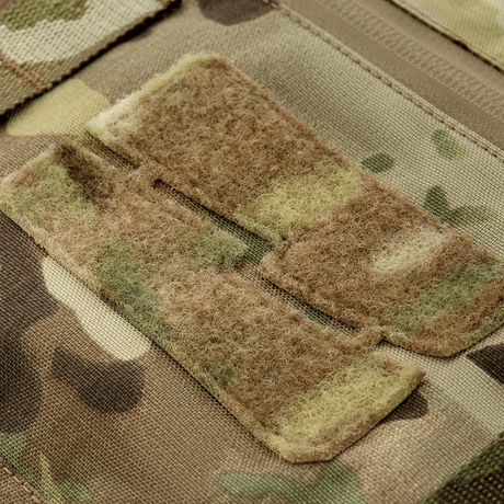 Nærbillede af M-Tac Taktisk Håndvarmer Elite med slidstærkt Cordura 500D i camo mønster til koldt vejr.