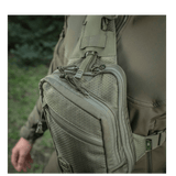 M-Tac Sling Pistoltaske Elite Hex, holdbar Cordura 1000D taske med justerbar skulderrem og YKK lynlåse, til skjult transport.