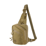 M-Tac Sling Pistoltaske Elite Hex i Cordura 1000D med justerbar skulderrem og rummelige rum, designet til skjult bæring.
