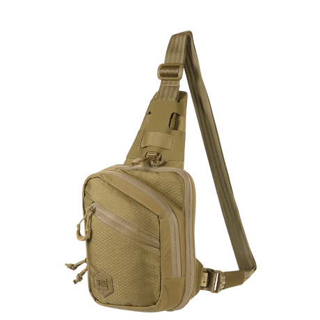 M-Tac Sling Pistoltaske Elite Hex i Cordura 1000D med justerbar skulderrem og rummelige rum, designet til skjult bæring.