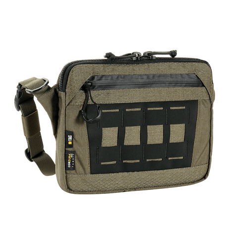 M-Tac Admin Taske Elite i slidstærk Cordura 500D med justerbar skulderrem og lommer, fremstillet med YKK lynlåse for holdbarhed.