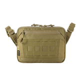 M-Tac Admin Taske Elite i olivengrøn Cordura 500D med justerbar skulderrem, stilfuldt design og slidstærke lynlåse.