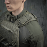M-Tac Skulderpude til Plate Carrier Cuirass QRS monteret på beskyttelsesvest, fremstillet af slidstærk Cordura med 3D-mesh paneler.