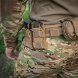 M-Tac Pistolmagasinlomme Kolchan på taktisk bælte, højkvalitets Cordura 1000D, sikker opbevaring af pistolmagasiner i camouflageuniform.