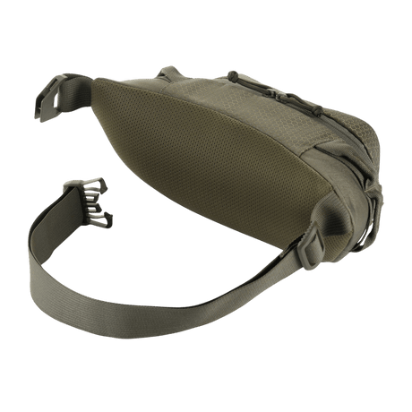 M‑Tac Bæltetaske Elite Hex i Cordura 500D med modulære lommer og YKK lynlåse, set nedefra, perfekt til hverdagsbrug og taktisk udstyr.