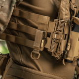 M-Tac Fastgørelse med D-ring monteret på MOLLE-udstyr