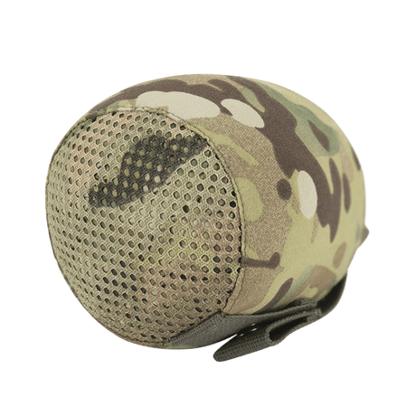 Nærbillede af M-Tac Alder Camouflage Suit med meshet ansigtsskjold og camouflageprint, designet til stealth og rivestyrke.