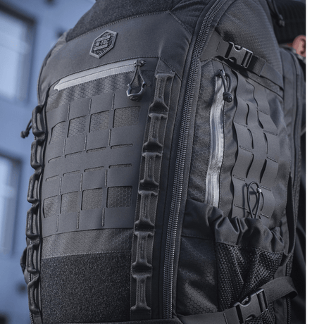 M-Tac Rygsæk Large Elite Hex Gen. IV lavet af Cordura med stilfuldt design og bred funktionalitet til hverdagsbrug og opbevaring af våben.