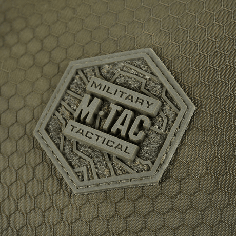 M‑Tac Pocket Bag Elite HEX med holdbart materiale og militær taktik logo i hexagon design.