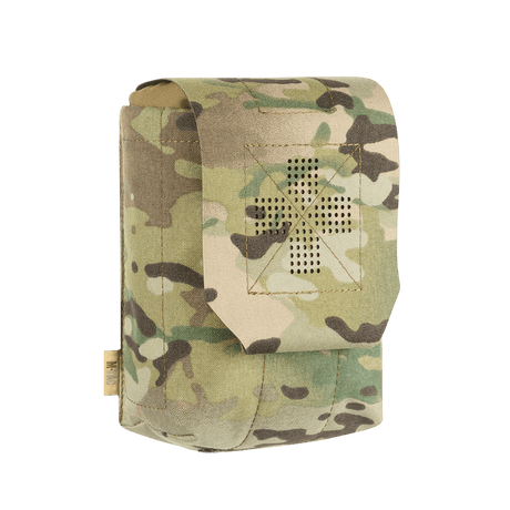 M‑Tac Medic Pouch Vertical Large Elite i camouflage, holdbar Cordura 500D med innovativ flappe og MOLLE-interface til førstehjælpsudstyr.