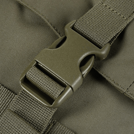 Nærbillede af Fastex-lukning på M-Tac Pouch Sukharka Gen.3 XL lavet af slidstærkt Cordura 500D-materiale.
