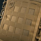 M-Tac Tablet Bag Laser Cut Hex med Laser Cut MOLLE, fremstillet i Cordura Hex for holdbarhed og funktionalitet.