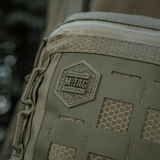 M-Tac Tablet Bag Laser Cut Hex i Cordura med Laser Cut MOLLE-paneler og YKK hardware til EDC og skjult opbevaring.
