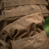 M-Tac Sukharka Gen.3 Pouch i robust Cordura 500D monteret på MOLLE-interface.