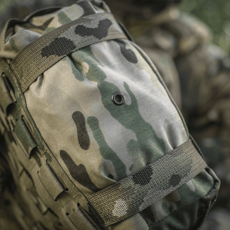 M-Tac Sukharka Gen.3 Pouch i camouflage, robust Cordura 500D-fabrikat, egnet til militærbrug med MOLLE-interface og justerbart låg.