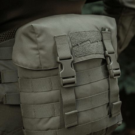 M-Tac Sukharka Gen.3 Pouch i robust Cordura 500D, med MOLLE-interface og fastex-lukning, ideel til opbevaring på tur eller militært brug.