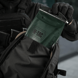 M-Tac STURM Elite Rygsæk med taktisk opbevaring, viser holdbart Cordura materiale og funktionelle sidelommer, perfekt til kortvarige ophold.