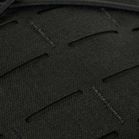 Detalje af M-Tac STURM Elite Rygsæk med MOLLE laser cut panel, lavet af holdbart Cordura-materiale.