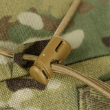 Detaljer af M-Tac STURM Elite Rygsæk i camouflage, viser spændelås og Cordura-materiale.