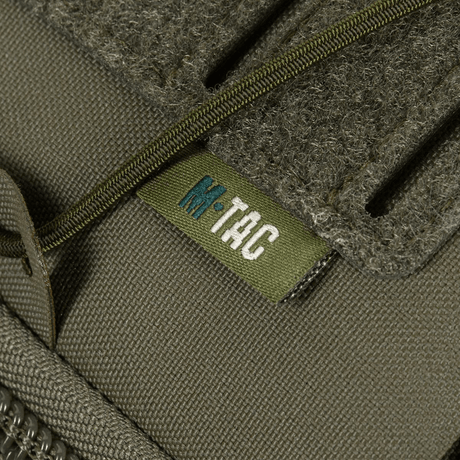 Nærbillede af M-Tac STURM Elite Rygsæk lavet af Cordura materiale, taktilt design og holdbart hardware.