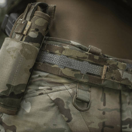 M-Tac Tiger Bælte Cobra Buckle med MOLLE-kompatibelt udstyr i camouflagedesign, ideelt til militær- og taktiske opgaver.