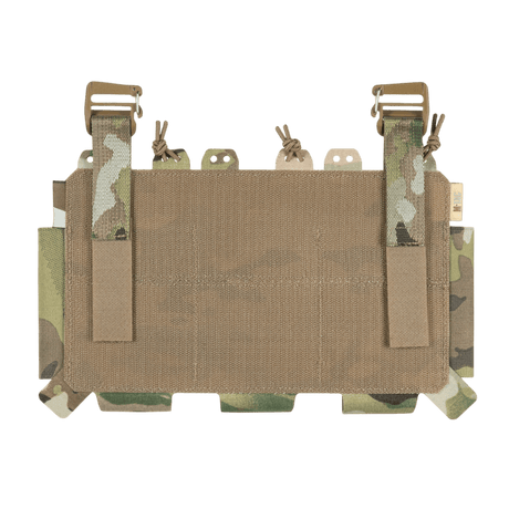 M-Tac Frontpanel til Cuirass QRS Pladebærer Tre Magasiner i slidstærkt materiale, designet til sikkert at holde AK/AR magasiner.