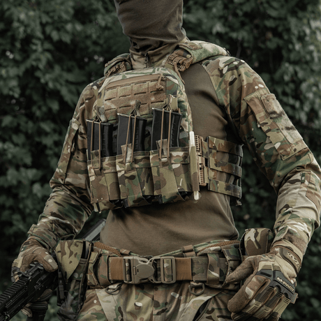 M-Tac Frontpanel til Cuirass QRS Pladebærer Tre Magasiner med tre AK/AR magasinholdere i camouflage design